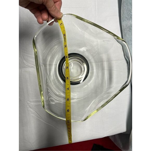 Glass Salad Bowl - Picture 5 of 6